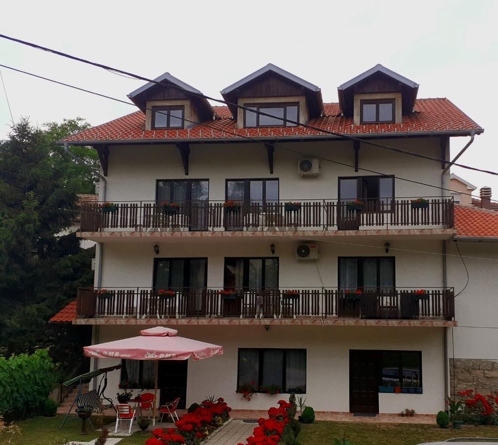 Apartmani "Vila Jelena" Arandjelovac Εξωτερικό φωτογραφία